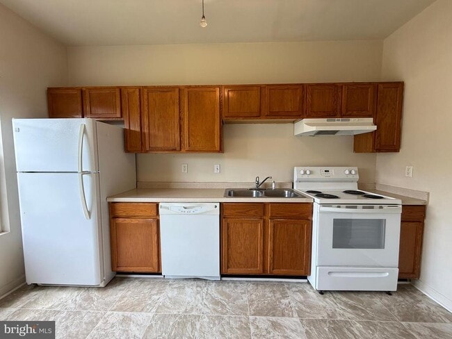 Photo - 11009 Bevin Dr