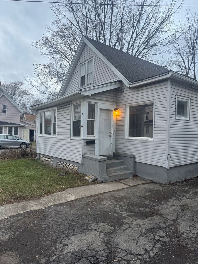 Photo - ONE MONTH FREE! Renovated Single-Family Home for Rent on Quiet Laurel St.