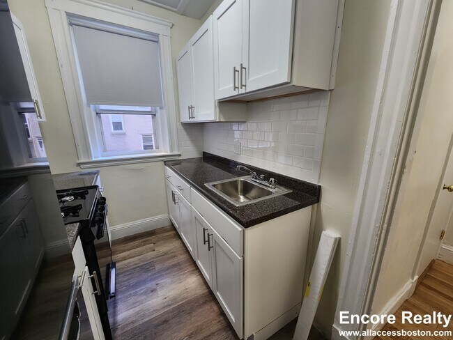 Photo - 1175 Boylston St Unidad 11