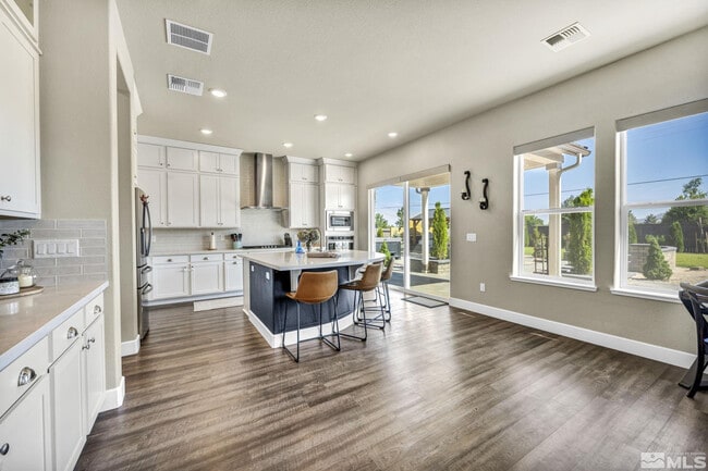 Photo - 1237 Crawford Crk Dr
