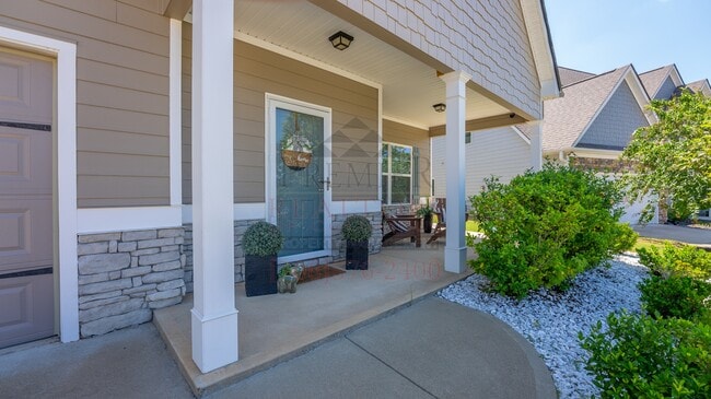 Photo - 7594 Mockernut Wy