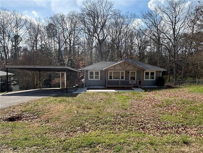 Building Photo - 3854 Davis St