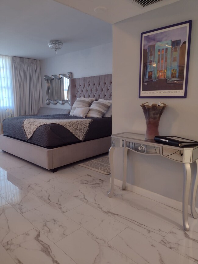 King size bed