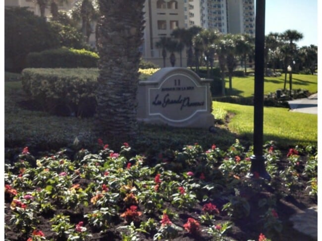Building Photo - Vacation Rental Palm Coast, FL Travel Re...