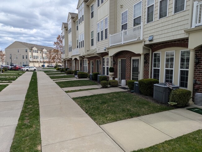 36 Jake Dr