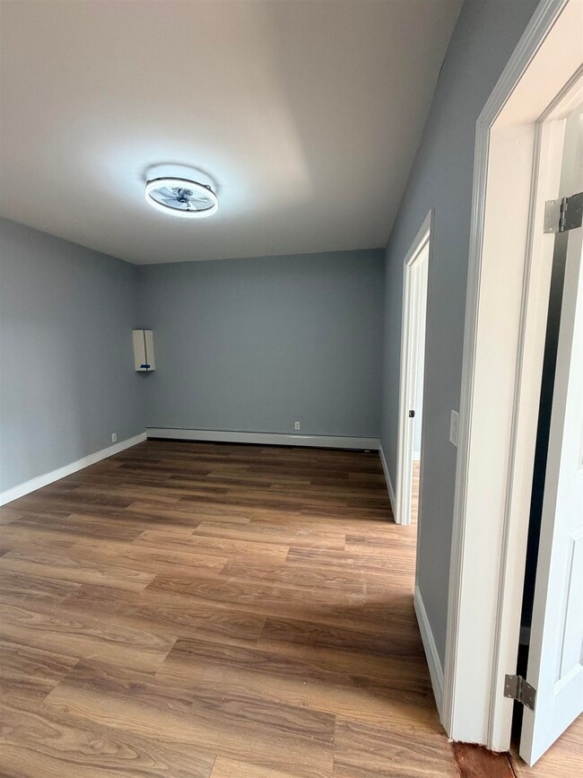 436 67th St Unit 2