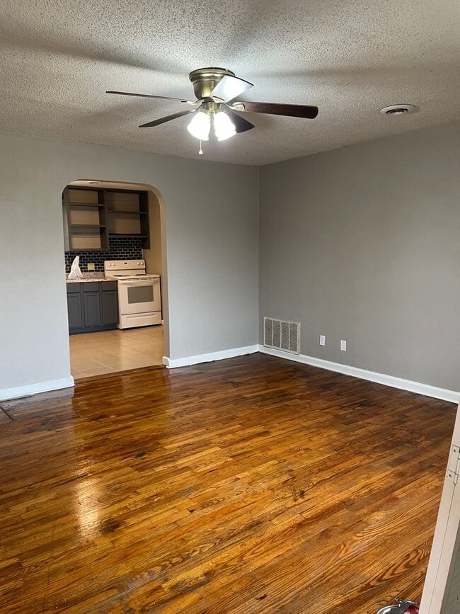 Photo - New kitchen!  3 beds, 1 bath large fenced yard