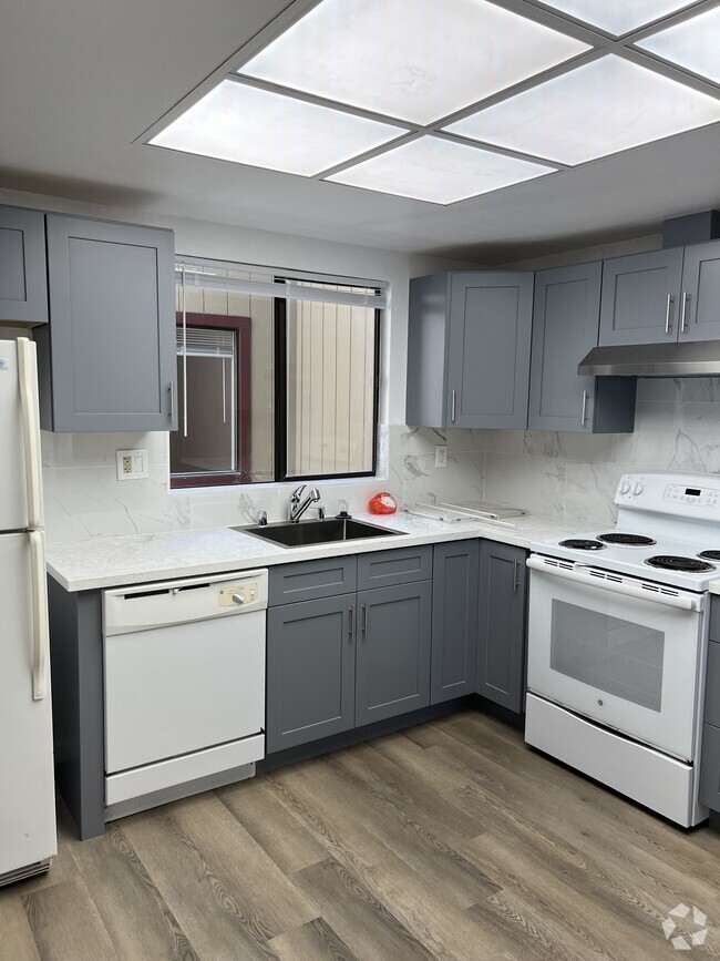 Building Photo - 306 Dorado Ter Unit 304 Rental