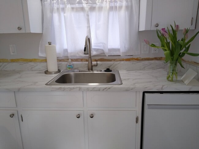 Photo - 320 Wilson St S Unit 320 Wilson St S