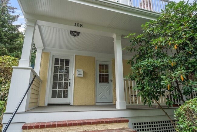 Photo - 108 Columbia St Unidad 1