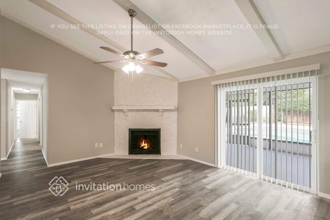 Photo - 933 Hillrise Dr