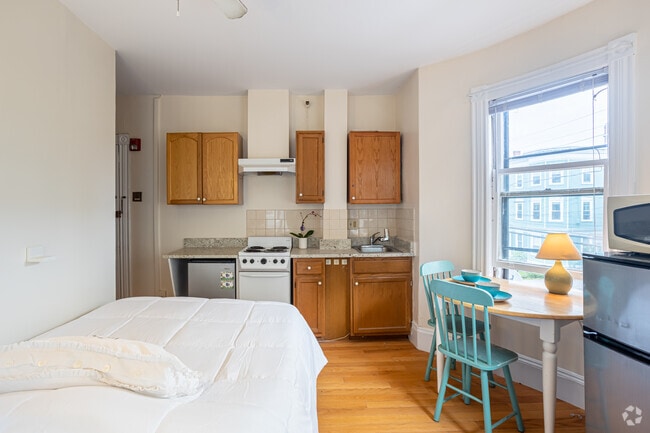 Furnished Studio