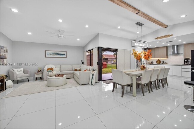 Photo - 25796 SW 123rd Ave