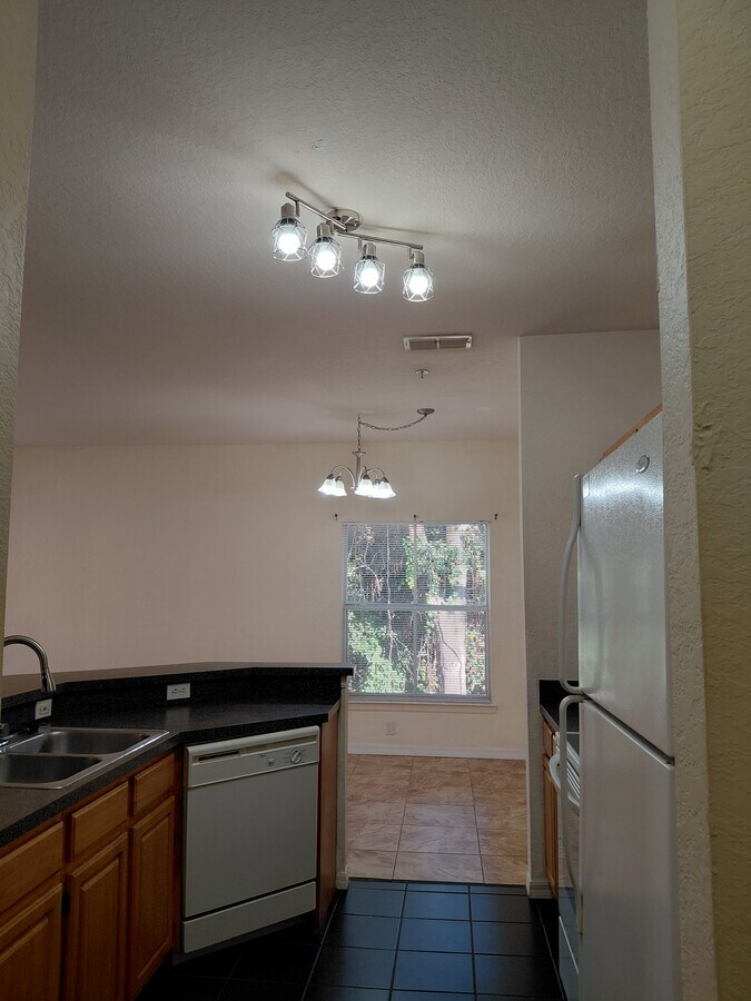 Photo - 5979 Westgate Dr Unidad 1022