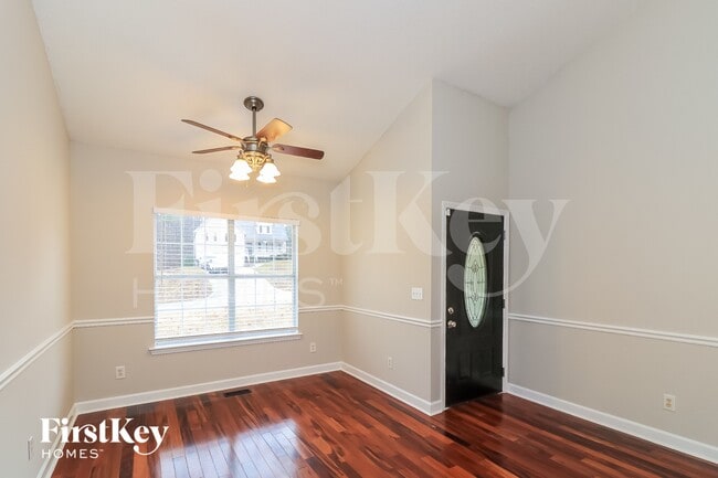 Photo - 139 Brooks Mill Ln