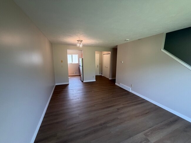Photo - 1897 Apartment Dr