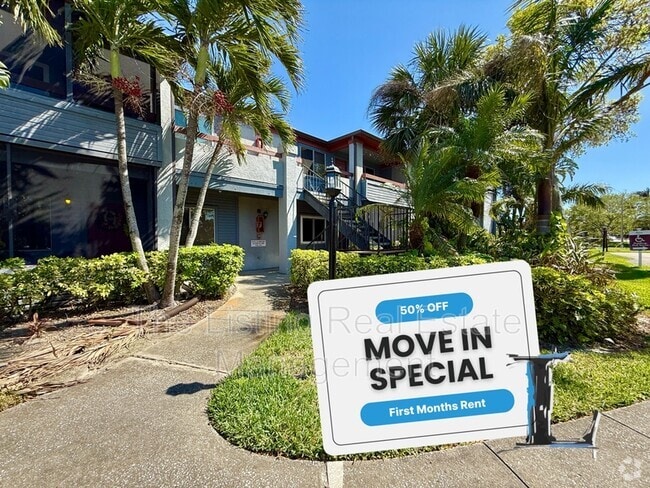 Building Photo - 10263 Gandy Blvd N Unit 111 Rental