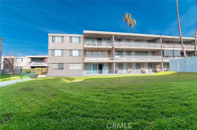 Building Photo - 6979 Palm Ct Unit N 242