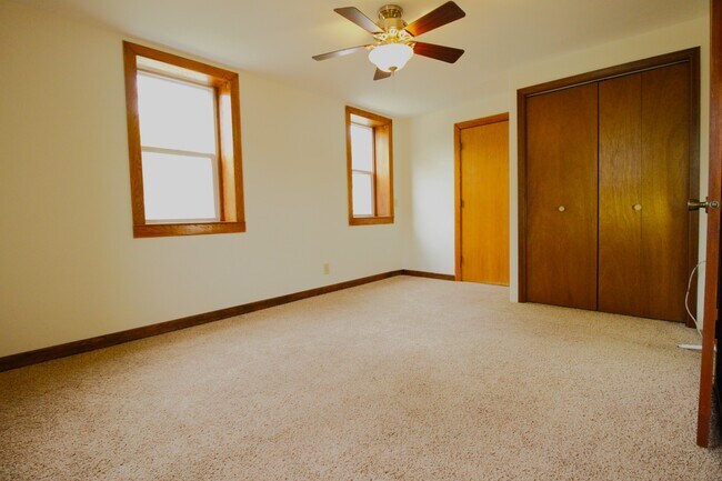 Main Bedroom - 406 Jackson St Unit B