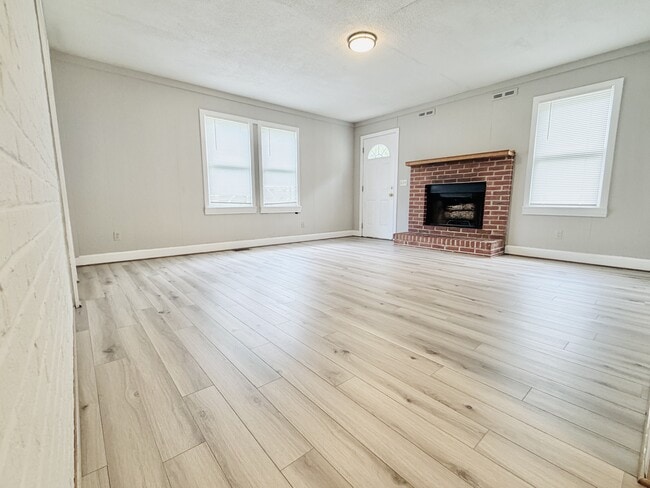 Photo - 1020 Betsy Dr