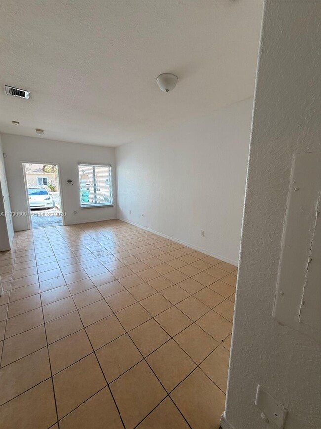13264 Old Biscayne Dr