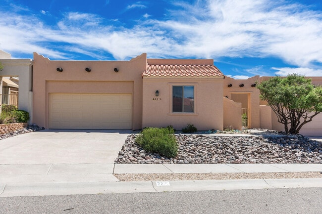 Building Photo - Beautiful Light and Bright Home located of...