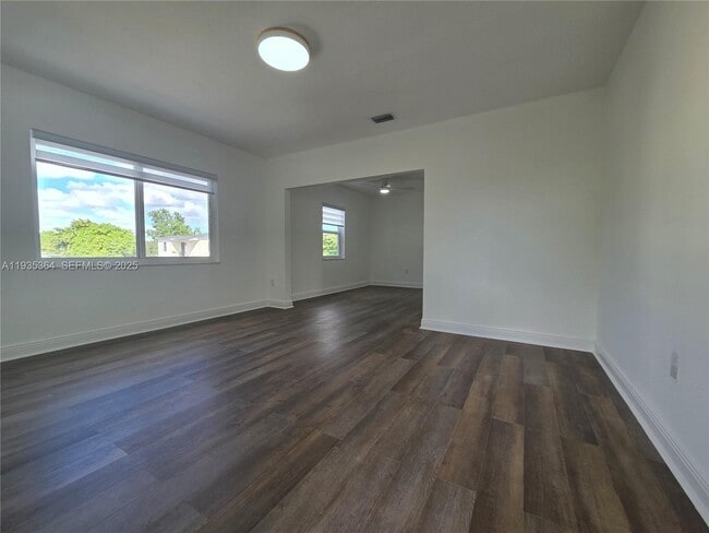 Photo - 6240 SW 21st St Unidad 6242