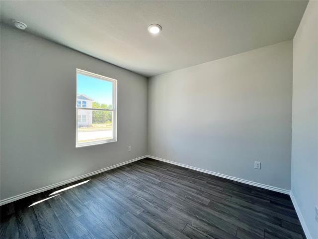 Photo - 252 Peace Lily Wy