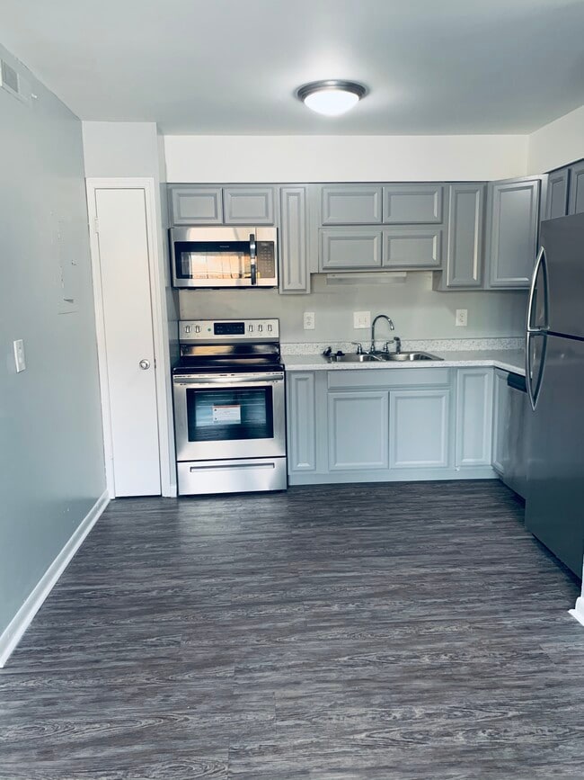 Photo - Windmill Apartments