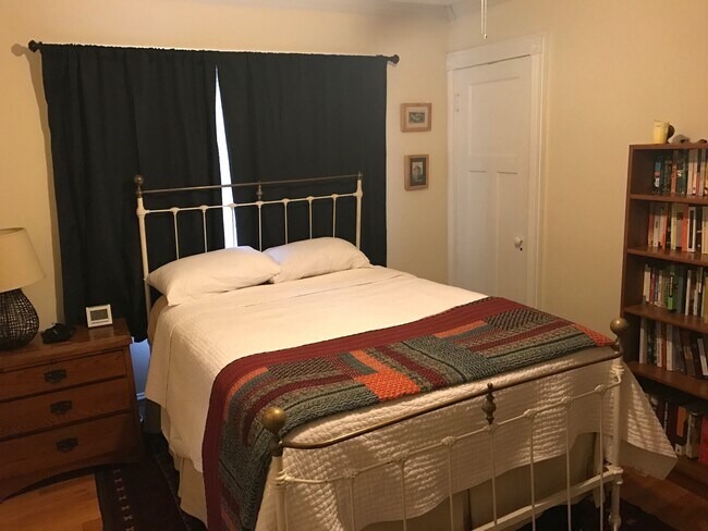 Dormitorio - 1105 Emerald St Unidad 1107