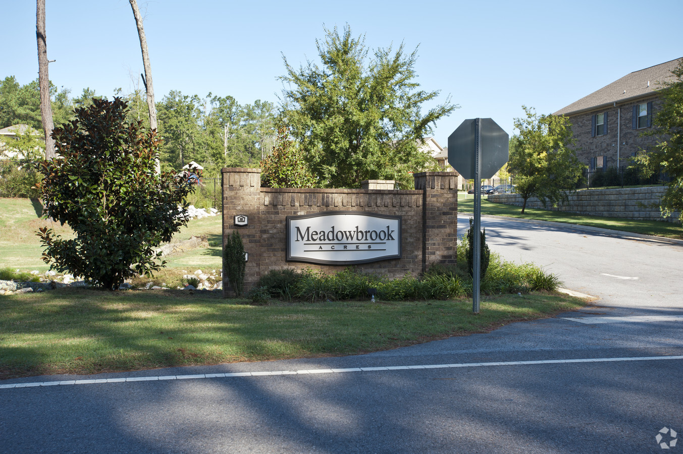 Photo - Meadow Brook Acres Apartments