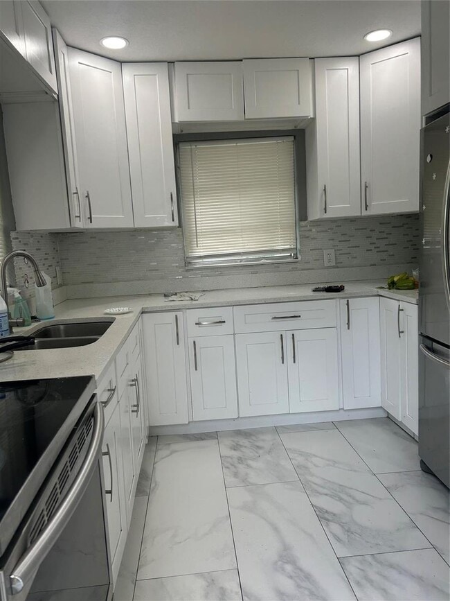 Photo - 2218 Roosevelt St Unit 2218