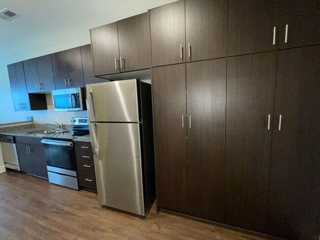 Photo - Brighton Crossing Apartments