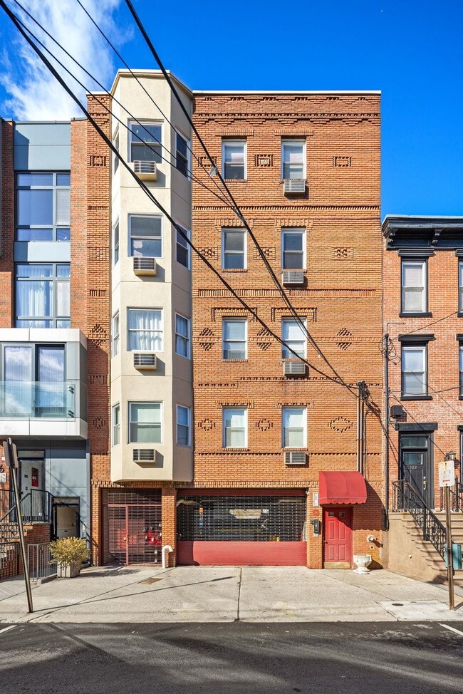 Photo - 318 Park Ave Unidad 5B Rental