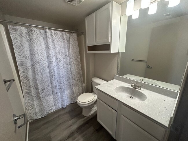 Photo - Solid surface countertops, stainless steel... Unit 2019-102