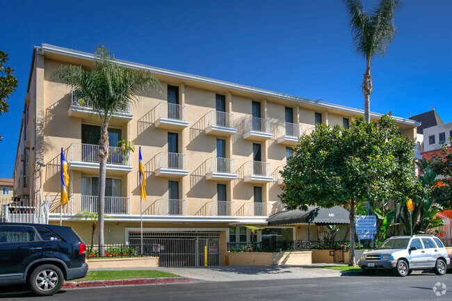 Building Photo - Wilshire Catalina Regency Rental