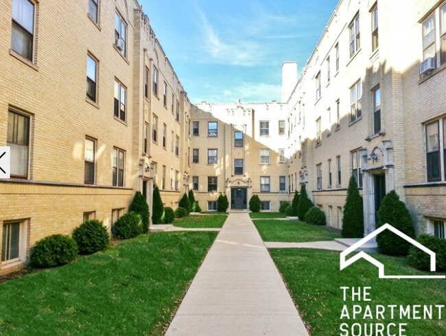 Photo - 4608 N Winchester Ave Unit 3