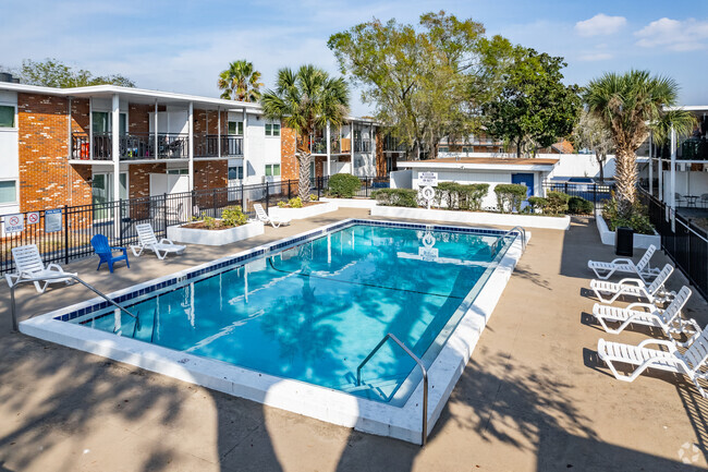 Citrus Oaks Apartments - Citrus Oaks Apartments