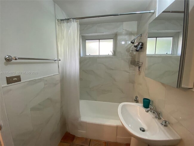 Photo - 1601 Lenox Ave. Unit 1601-9