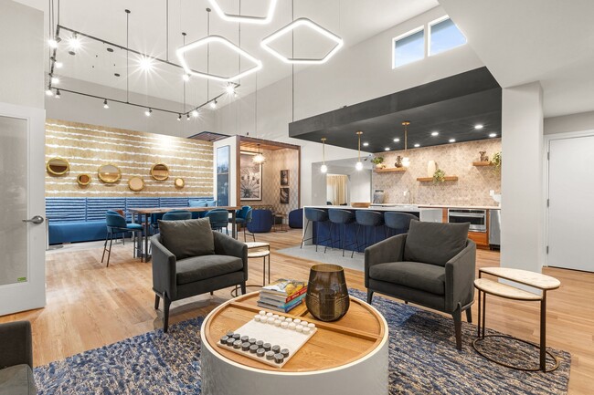 Building Photo - Avana Star Lake Rental