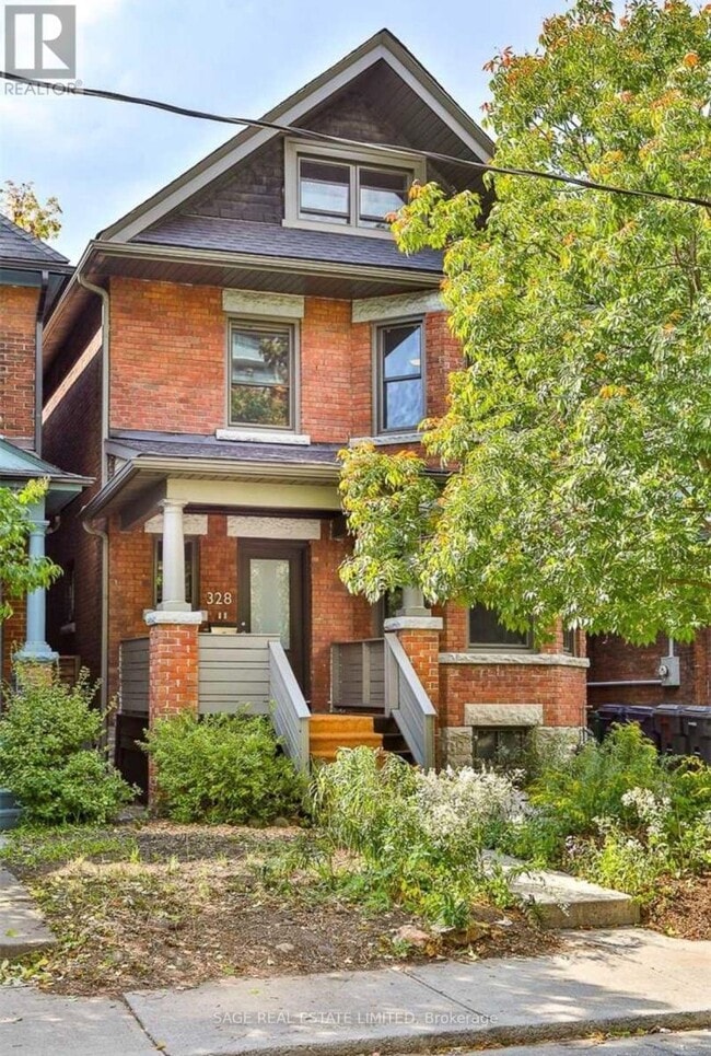 Photo - 328 Rusholme Rd Unit lower