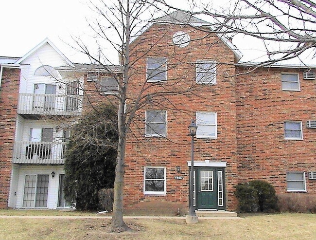 Exterior - 4408 W Shamrock Ln Unit 2D