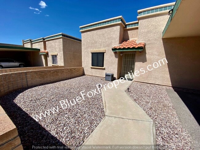 Building Photo - 1365 E Zulema Loop