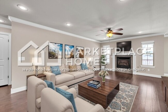 Photo - 550 Timber Ridge St