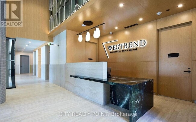 Photo - 1660 Bloor St W Unité 315