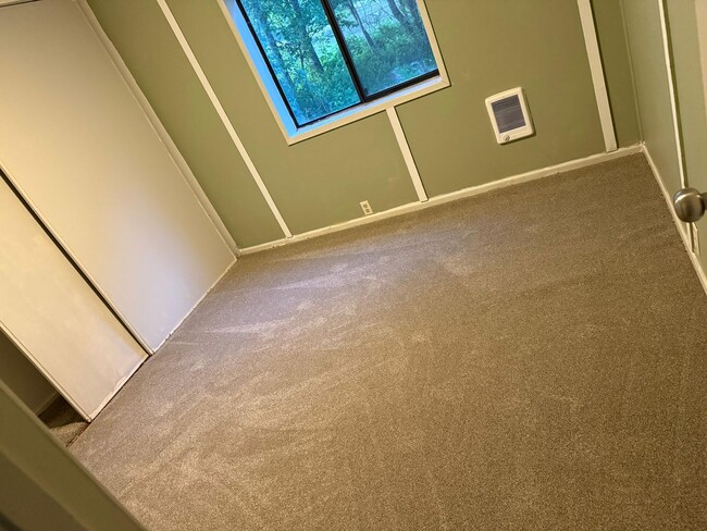 Photo - 335 Red Hill Rd