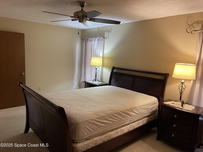 Photo - 1547 Clover Cir