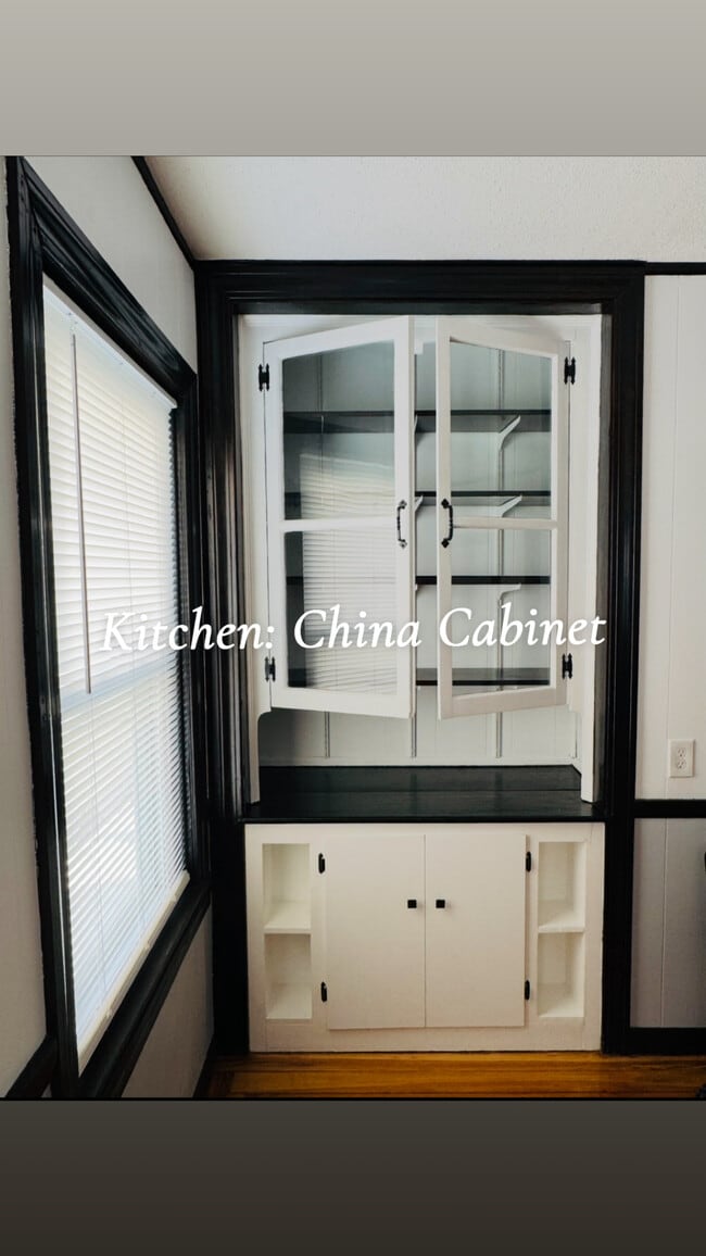 Photo - 2407 Pawtucket Ave Unidad 1