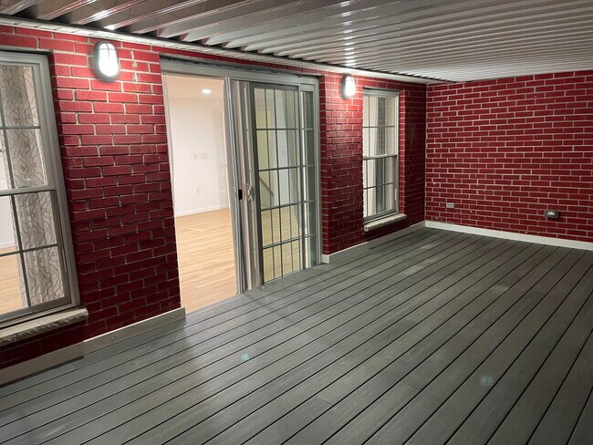 Photo - 294 Coolidge Ave