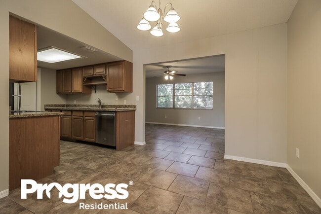 Photo - 1565 Quill Ct